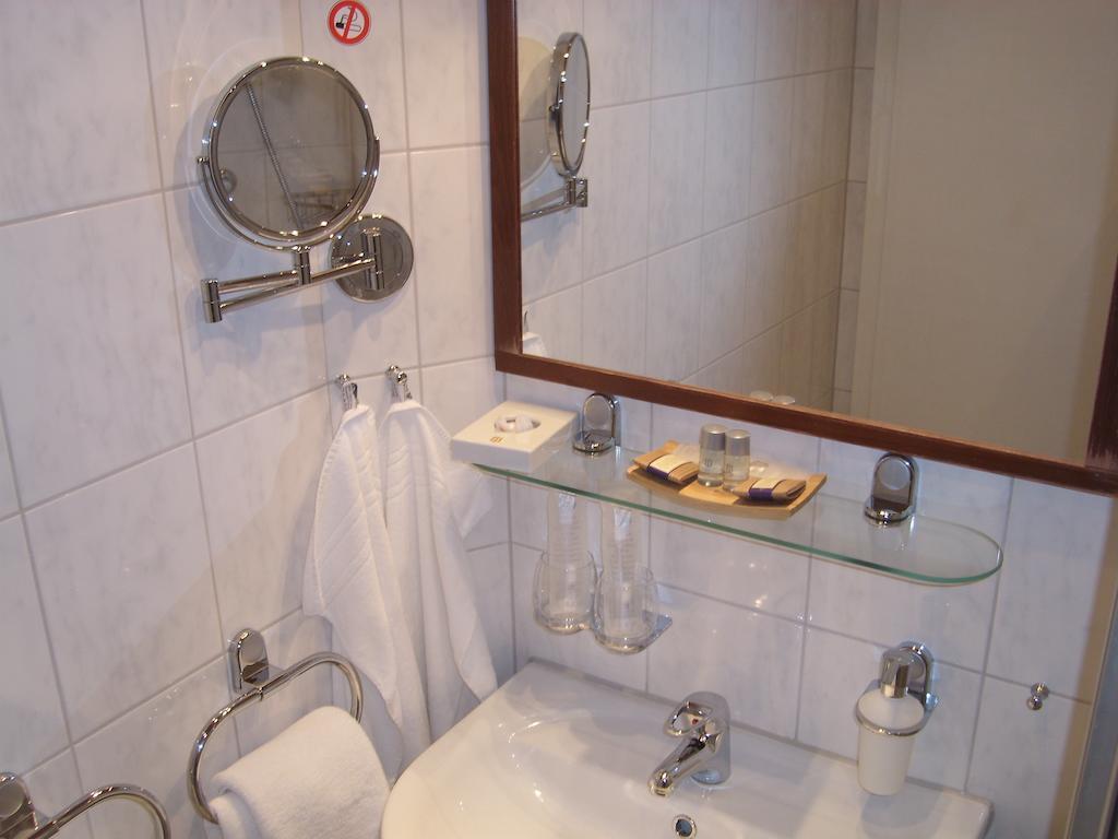 Gaestehaus Am Reiterhof Mutschler Donzdorf Room photo